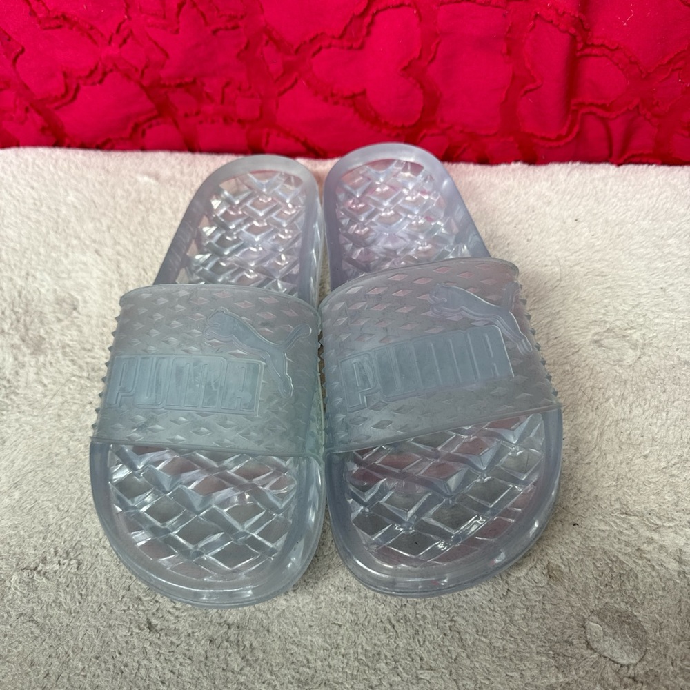 rihanna jelly slides